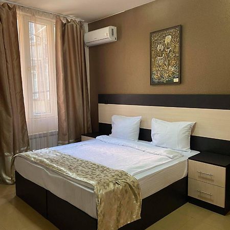 Hotel Premium Armenia 예레반 외부 사진