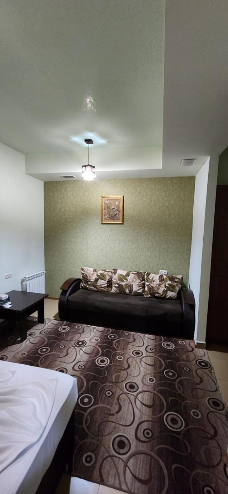 Hotel Premium Armenia 예레반 외부 사진
