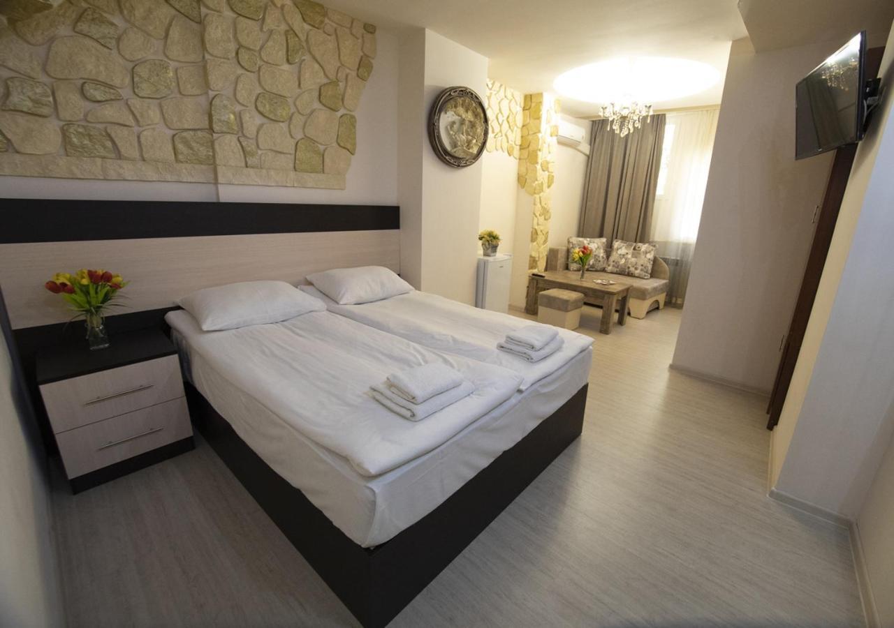 Hotel Premium Armenia 예레반 외부 사진