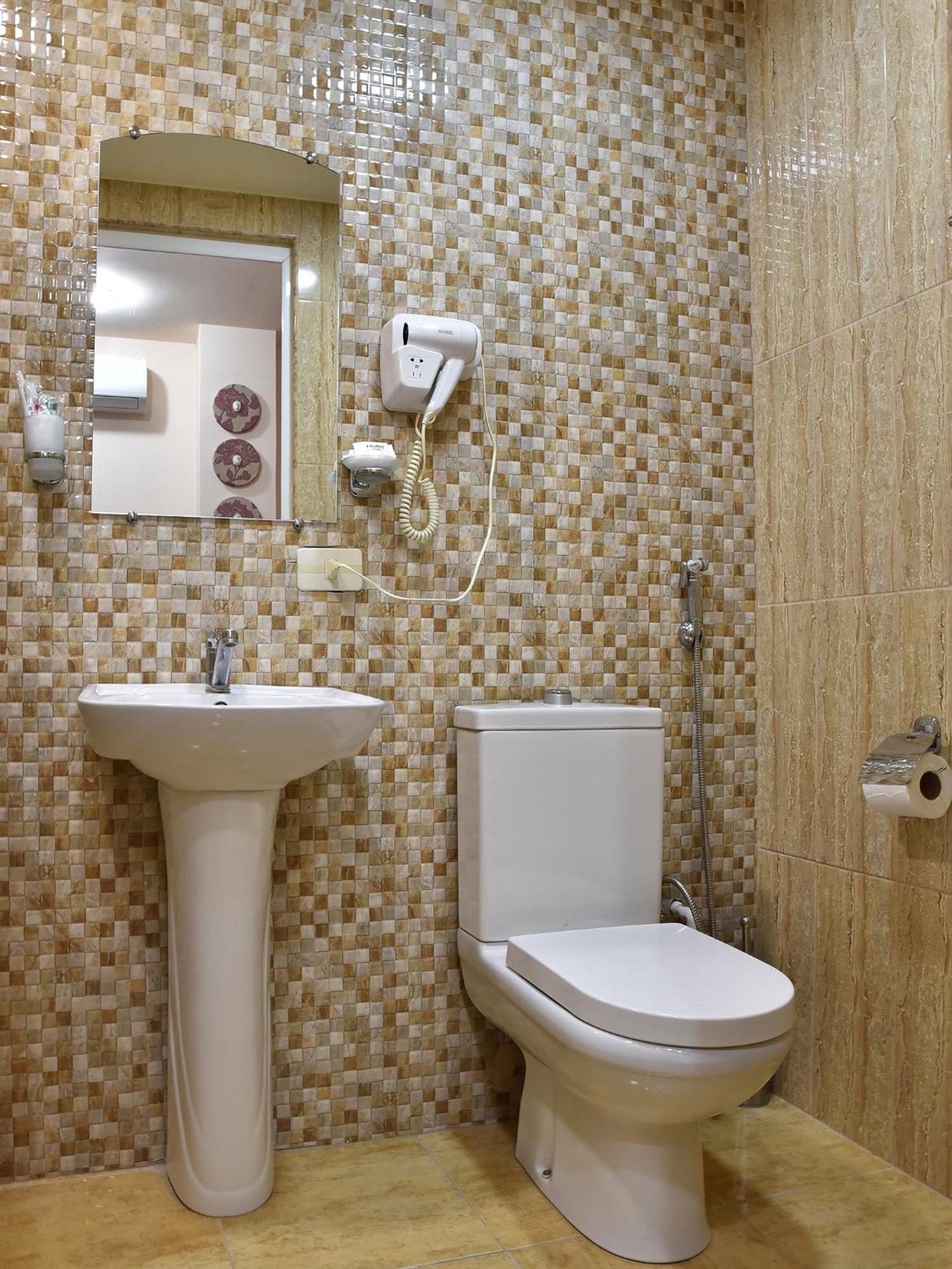 Hotel Premium Armenia 예레반 외부 사진